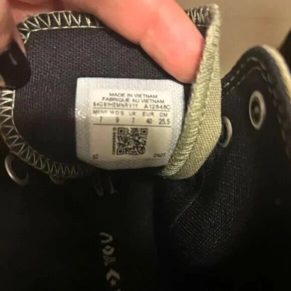 Olive Green Chuck Taylor All Star Lugged Heel Platform (Never been worn) - Picture 4 of 4